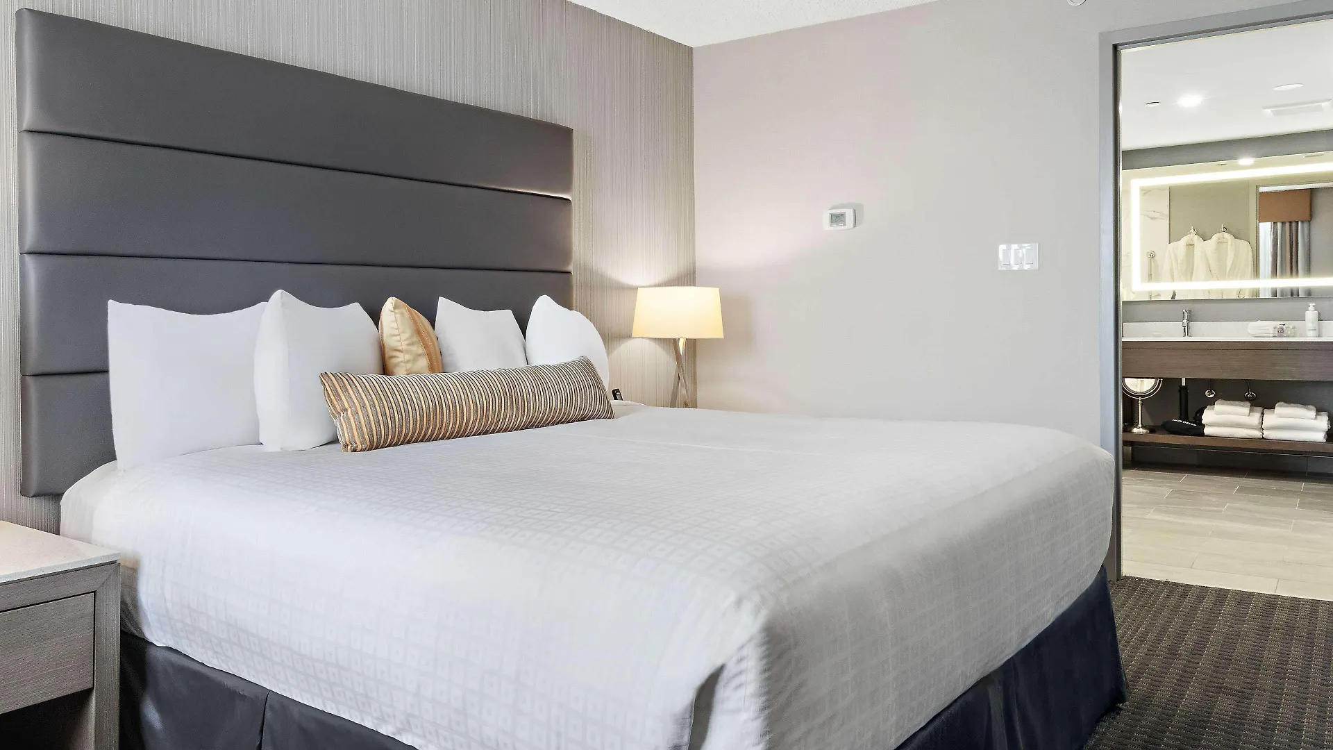 Best Western Premier Calgary Plaza Hotel & Conference Centre