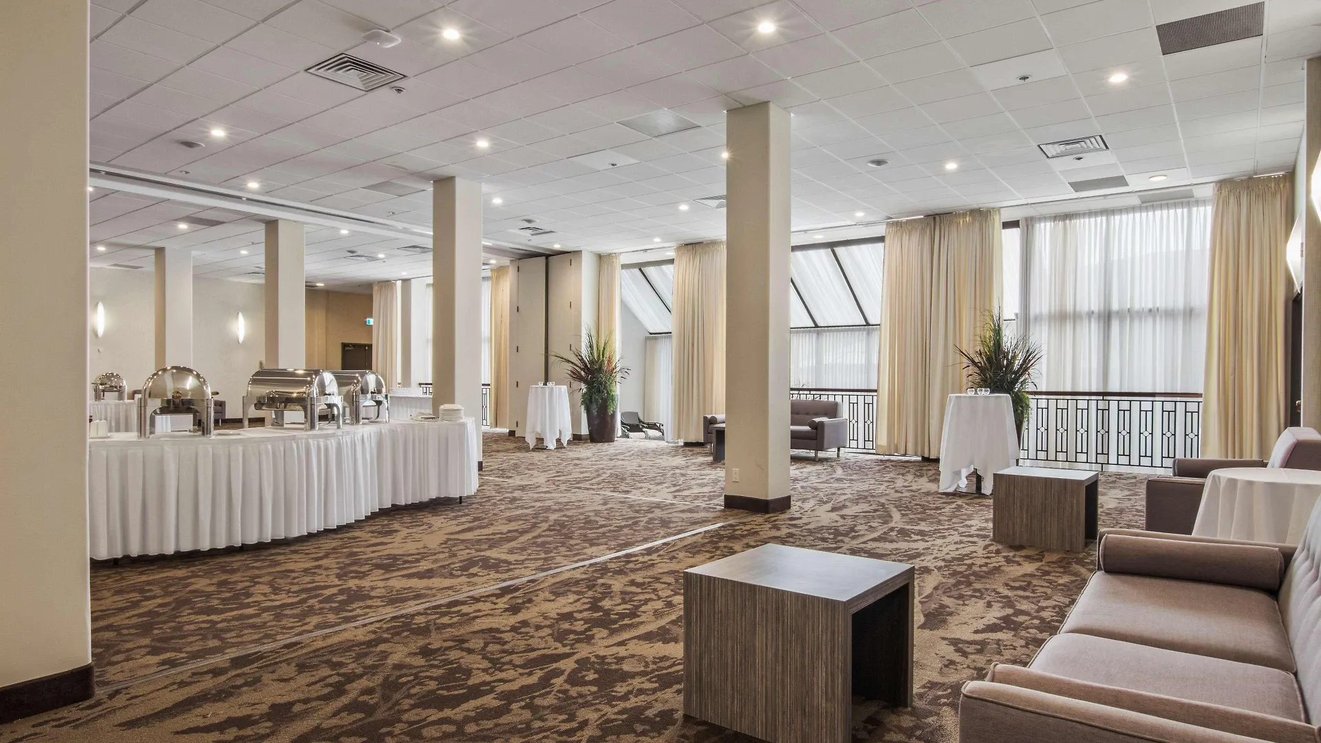 Best Western Premier Calgary Plaza Hotel & Conference Centre