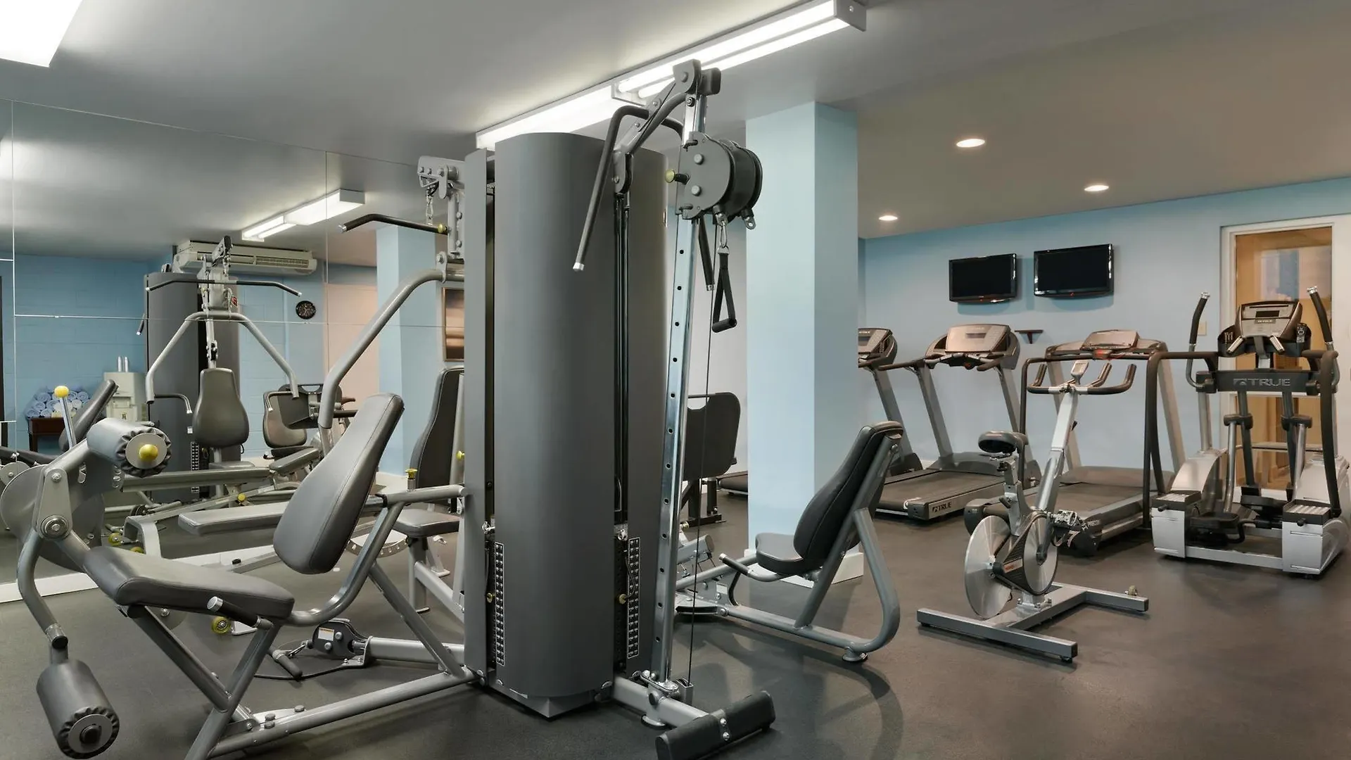 Best Western Premier Calgary Plaza Hotel & Conference Centre