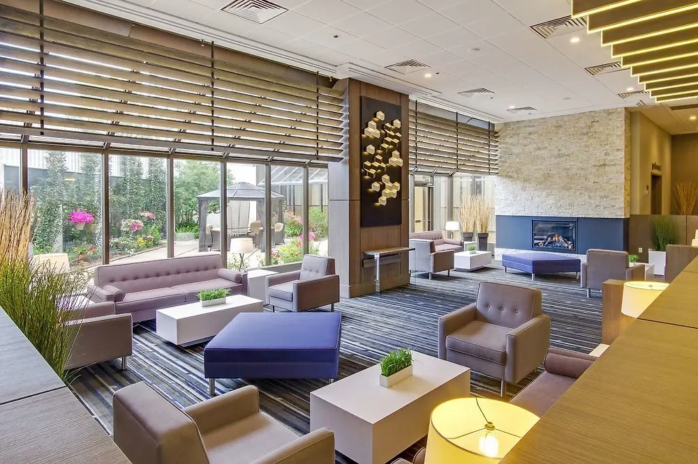 Best Western Premier Calgary Plaza Hotel & Conference Centre 4*,