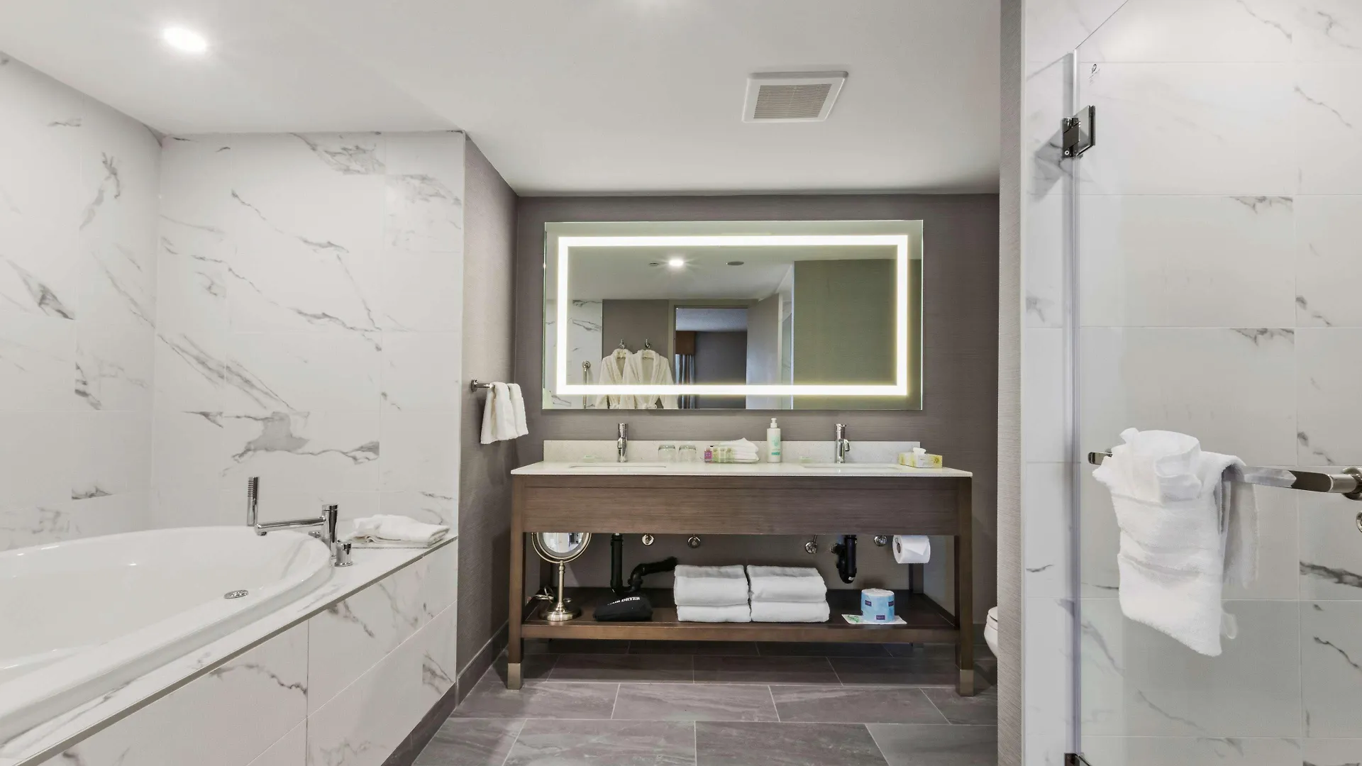 Hotel Best Western Premier Calgary Plaza Hotel&Conference Centre
